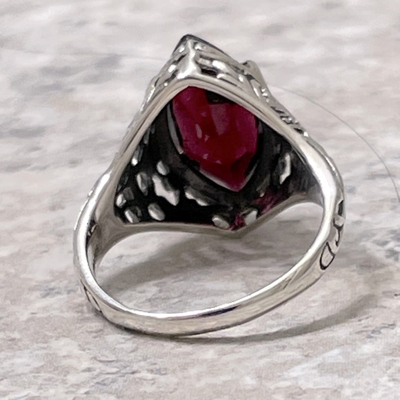 Marquis Shape Semi-precious Red Garnet Gemstone 925 Sterling Silver Ring - Picture 4 of 8